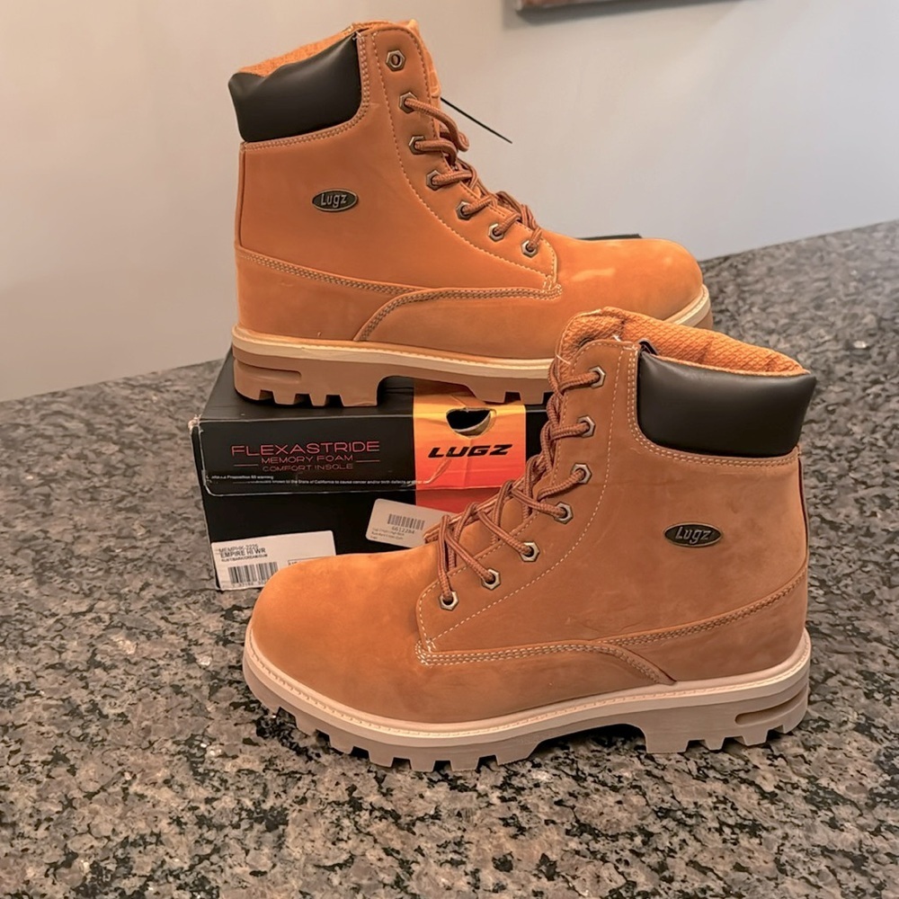 Lugz Empire HI Workboot NIB 9.5